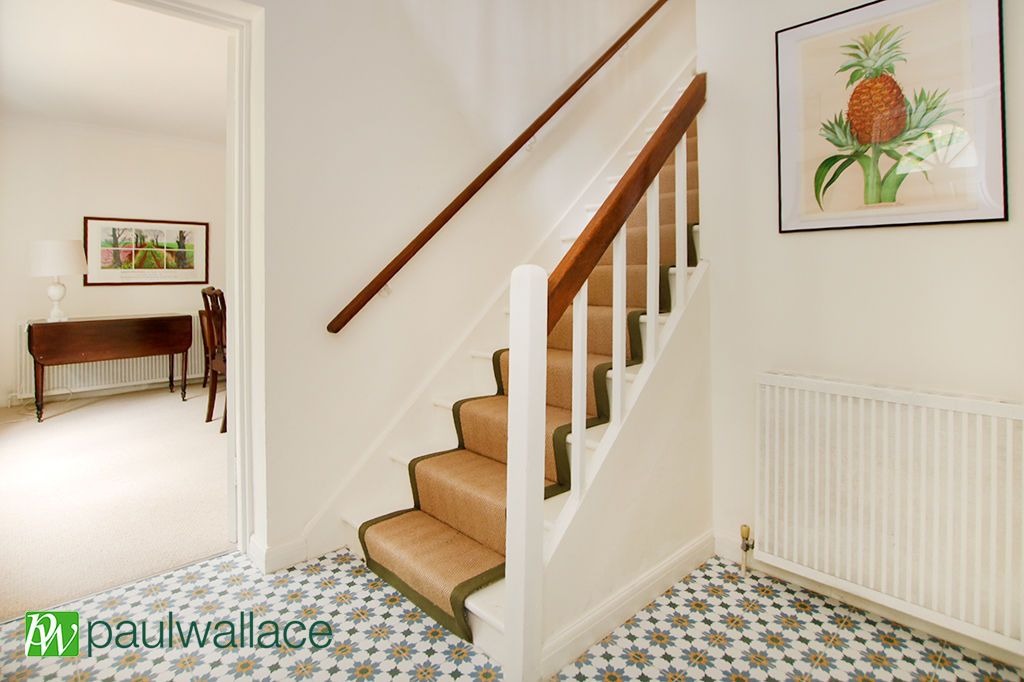 Property photo 3 of 41 Entrance Hallway