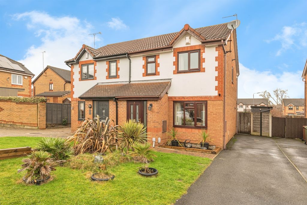 Property photo 1 of 13