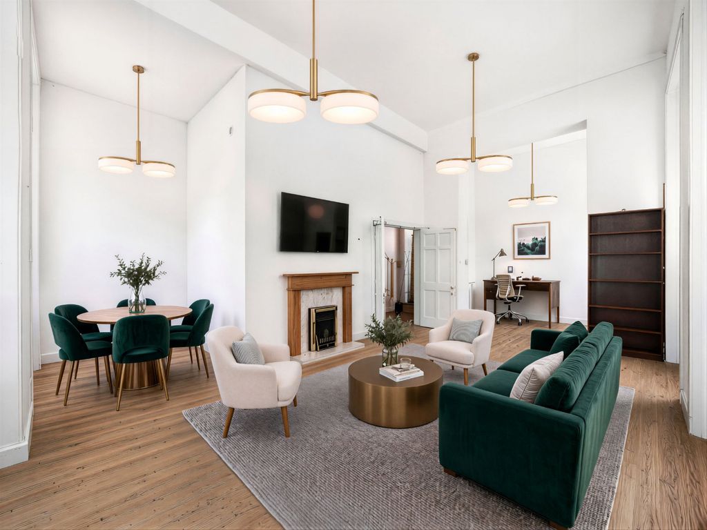 Property photo 2 of 35 Virtual Staging