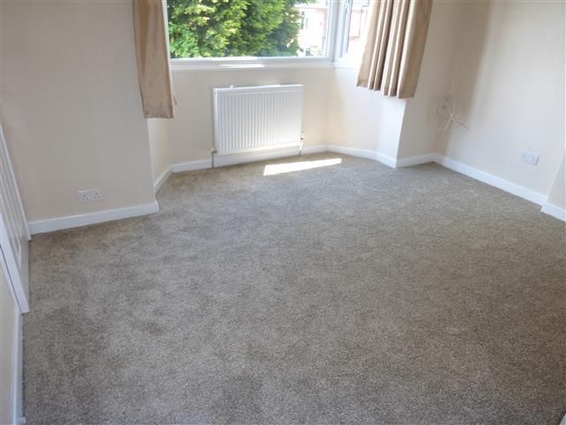 Property photo 3 of 11 Bedroom 1