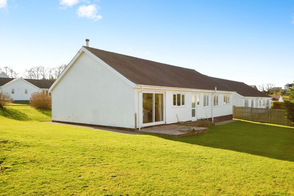 Property photo 2 of 16 Pbox-Img.Jpg