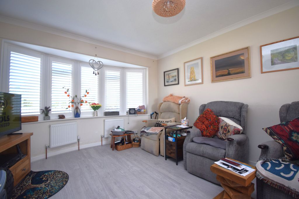 Property photo 2 of 15 Dsc_1061