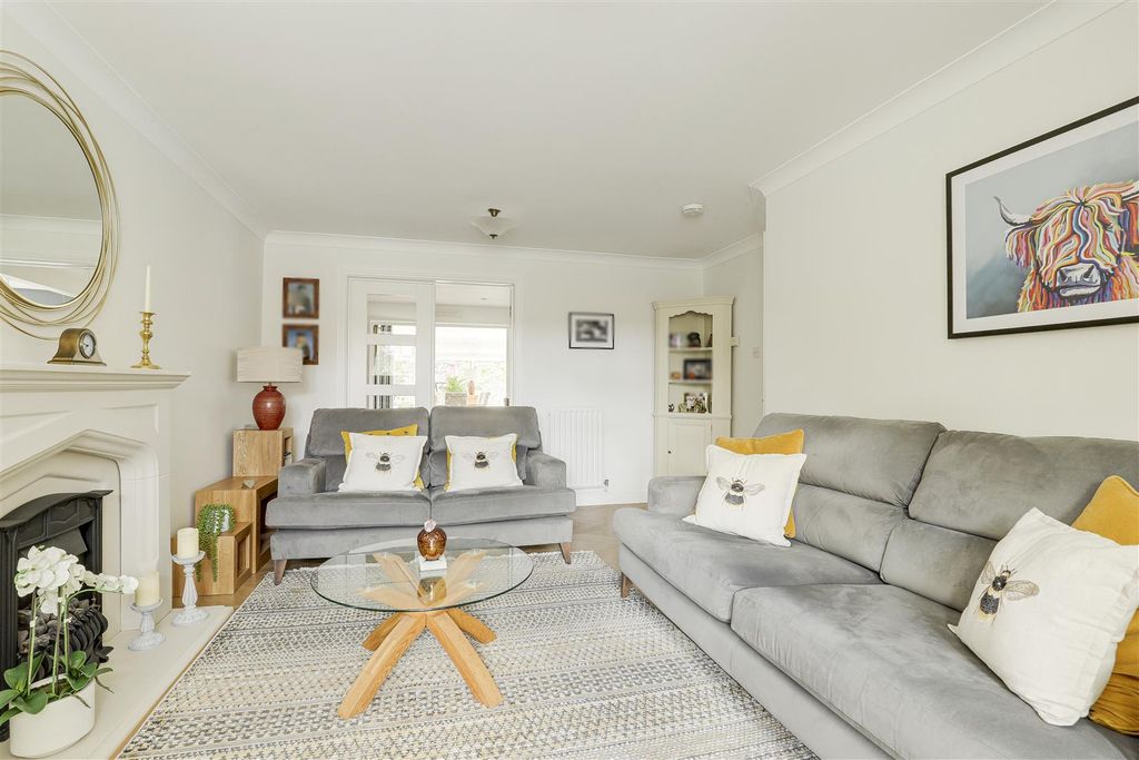 Property photo 3 of 28 13.Jpg