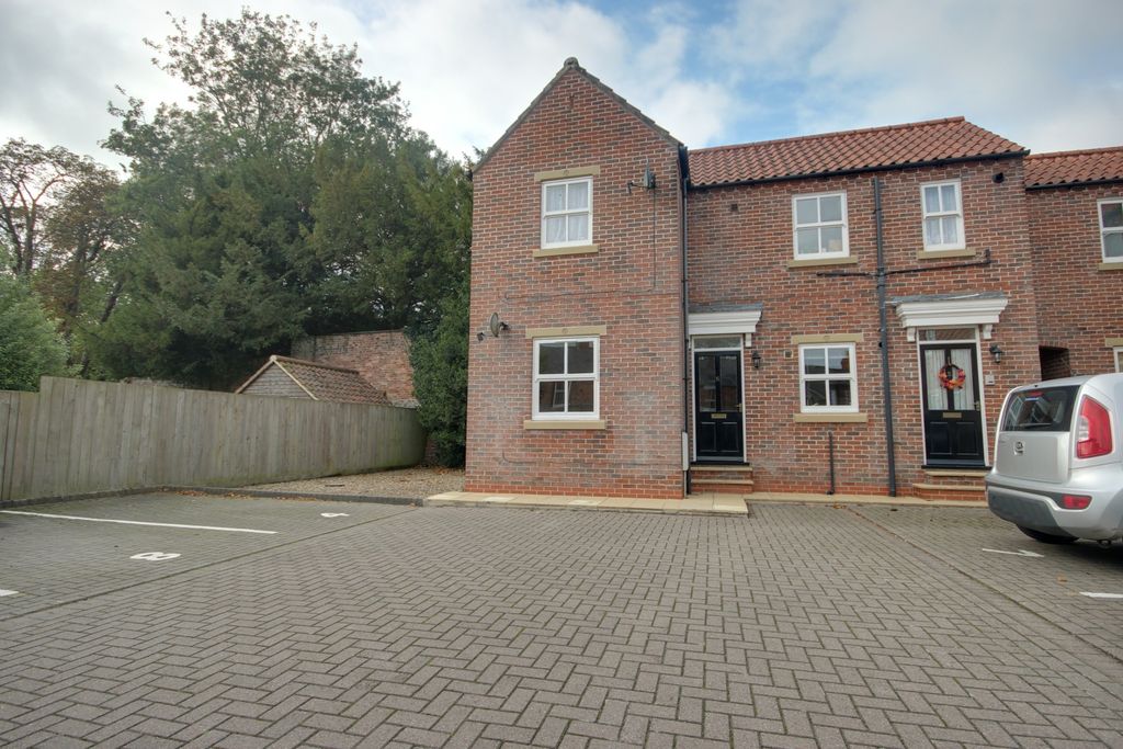 Property photo 1 of 11 1 Front A