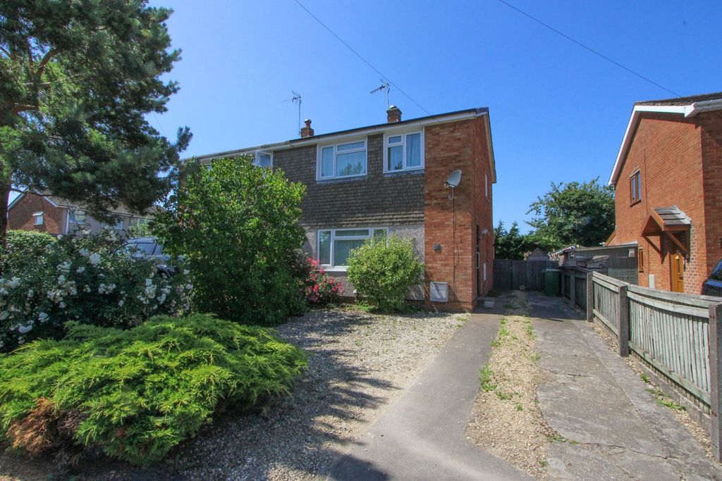 Property photo 1 of 25