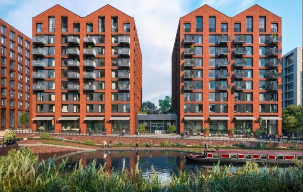 Property photo 2 of 18