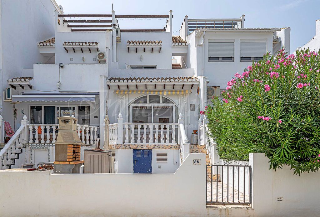 Property photo 1 of 34