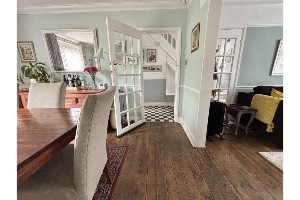 Property photo 1 of 22 Dining / Family Room