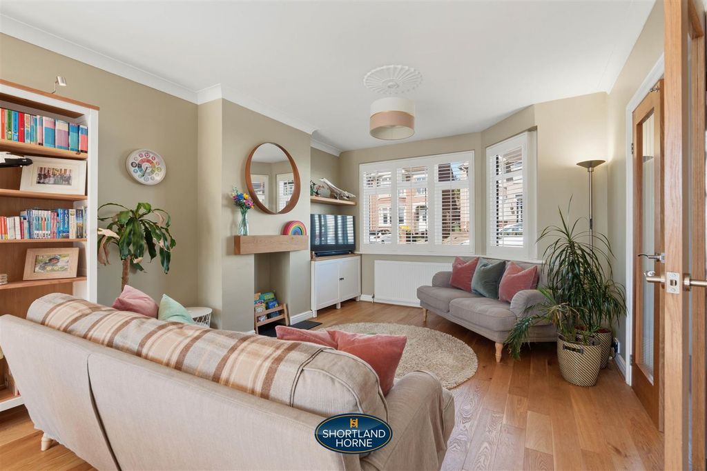 Property photo 3 of 29 183 Lavender Avenue (1 Of 31).Jpg