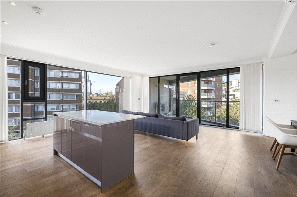 Property photo 2 of 17 Reception Room