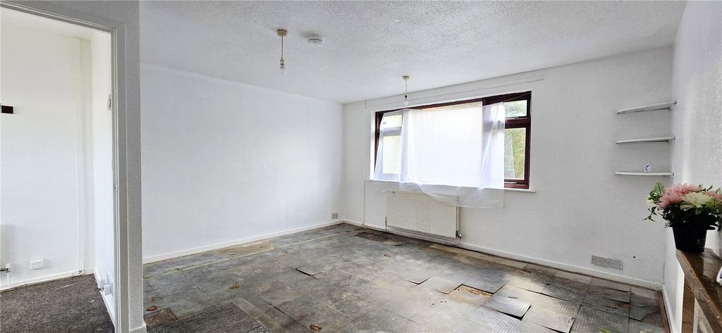 Property photo 3 of 14 Picture No. 13