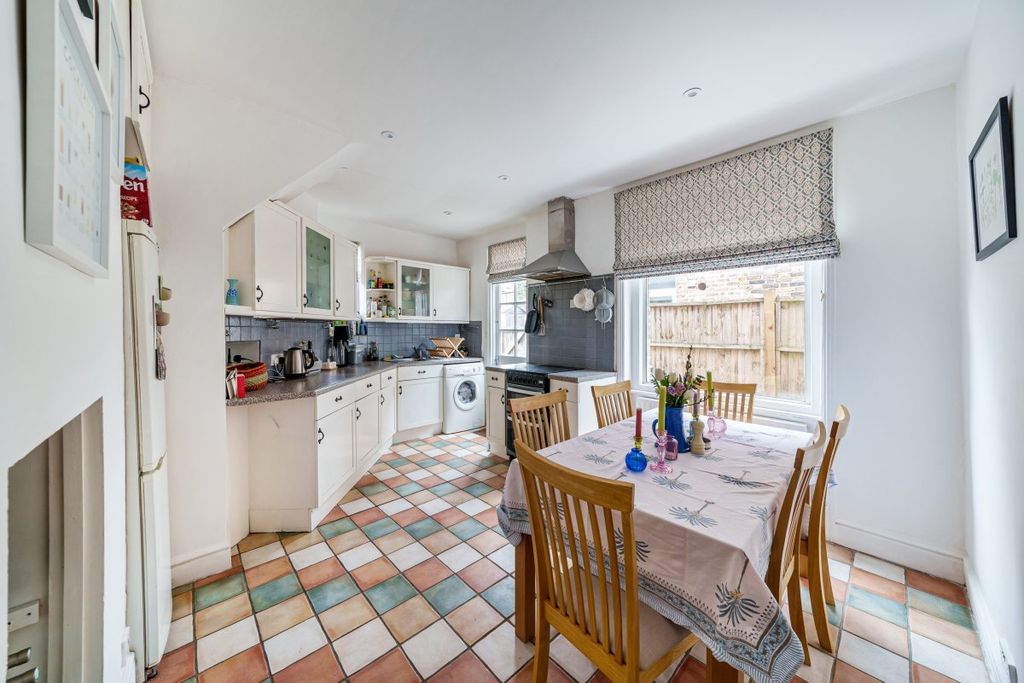 Property photo 2 of 6 954553 (3)