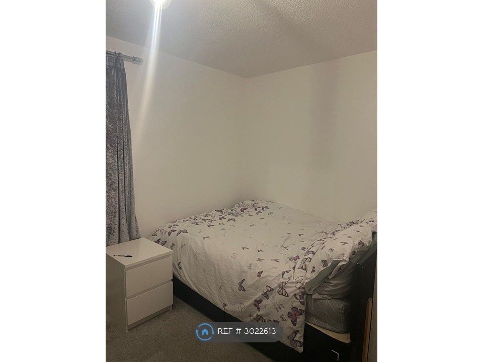 Property photo 1 of 2