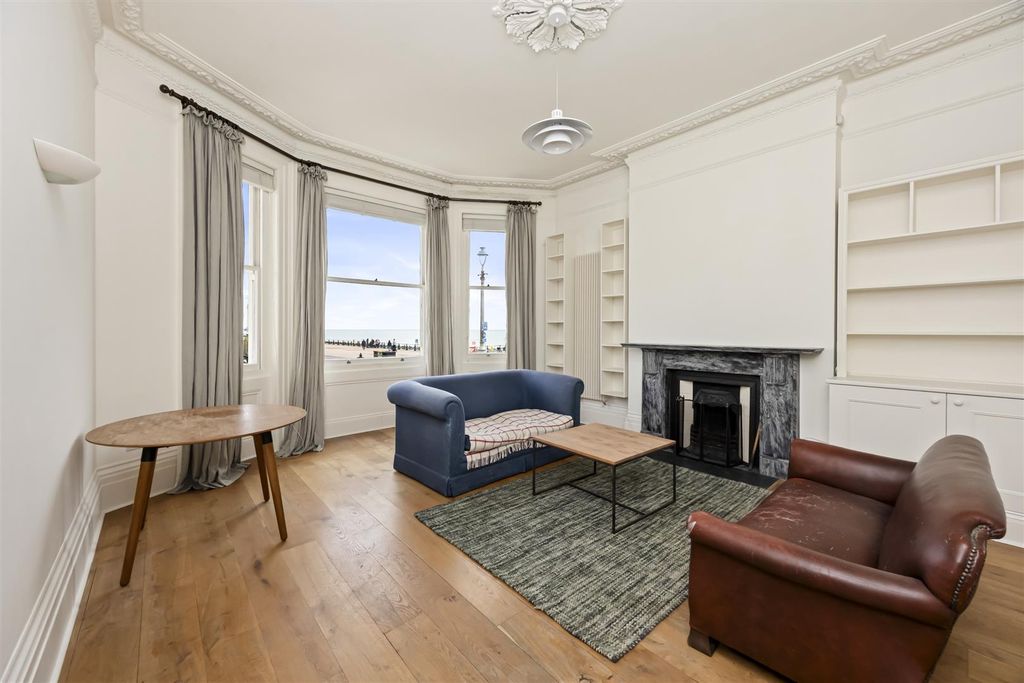 Property photo 2 of 11 Medina Terrace, 7, Flat 2-001.Jpg