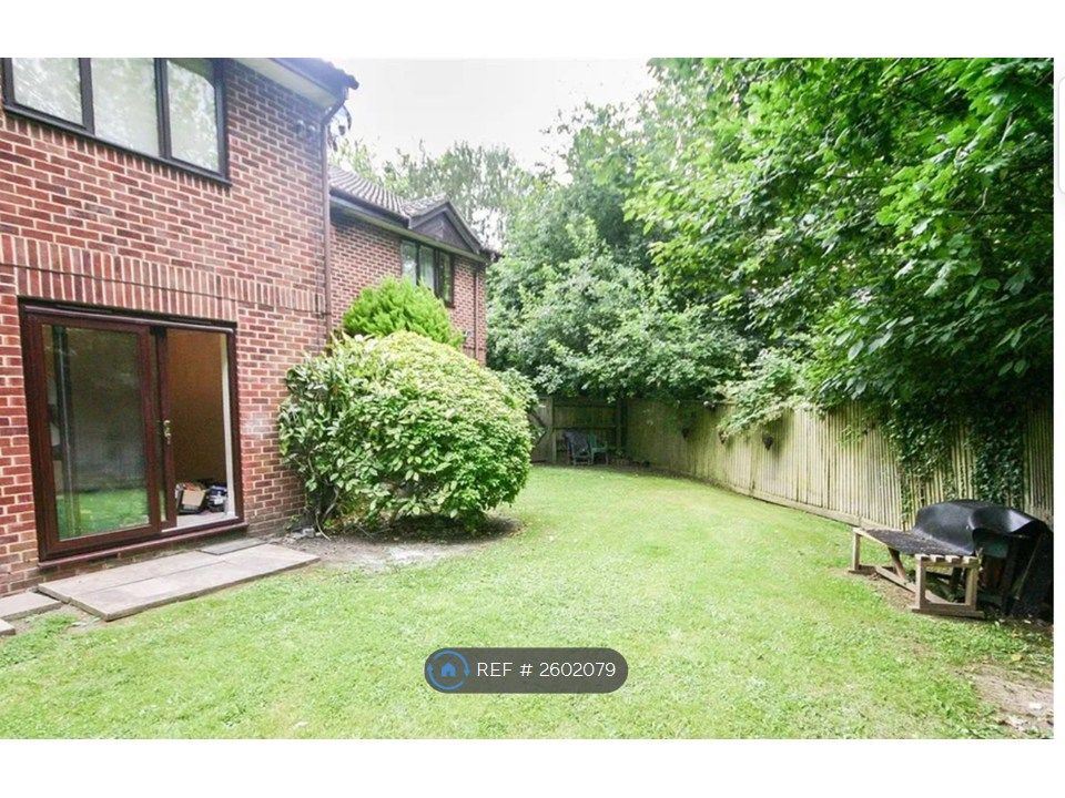 Property photo 2 of 23