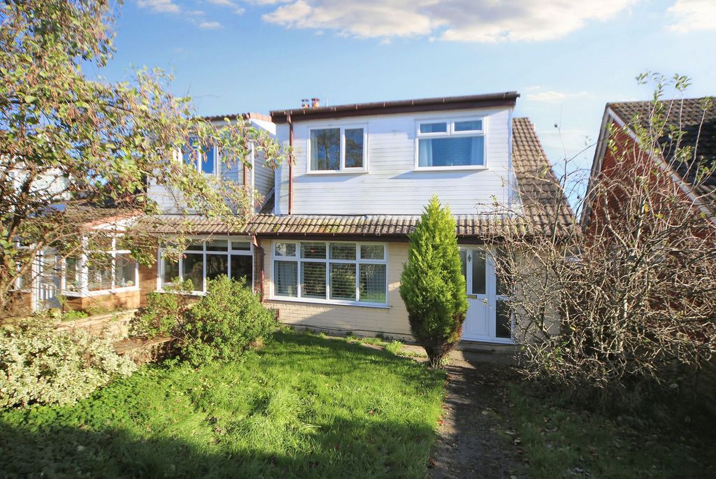 Property photo 1 of 25