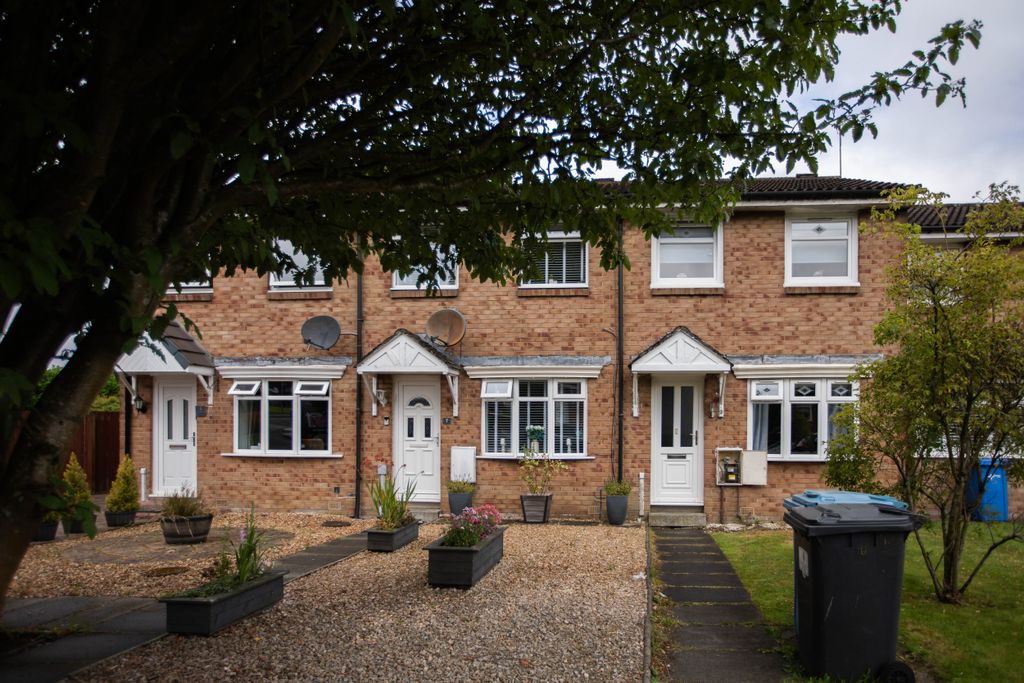 Property photo 1 of 33