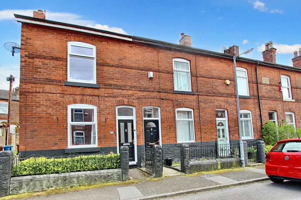 Property photo 1 of 9