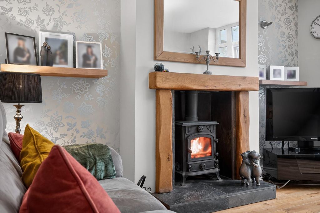 Property photo 3 of 25 Pnmb0848.Jpg