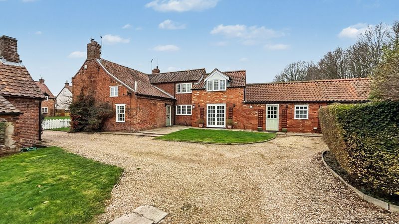 Property photo 3 of 26 Photo 2