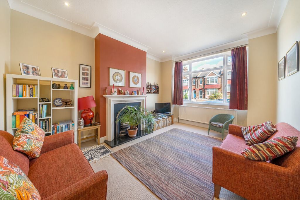 Property photo 2 of 17 1510676-14-6A85c1...