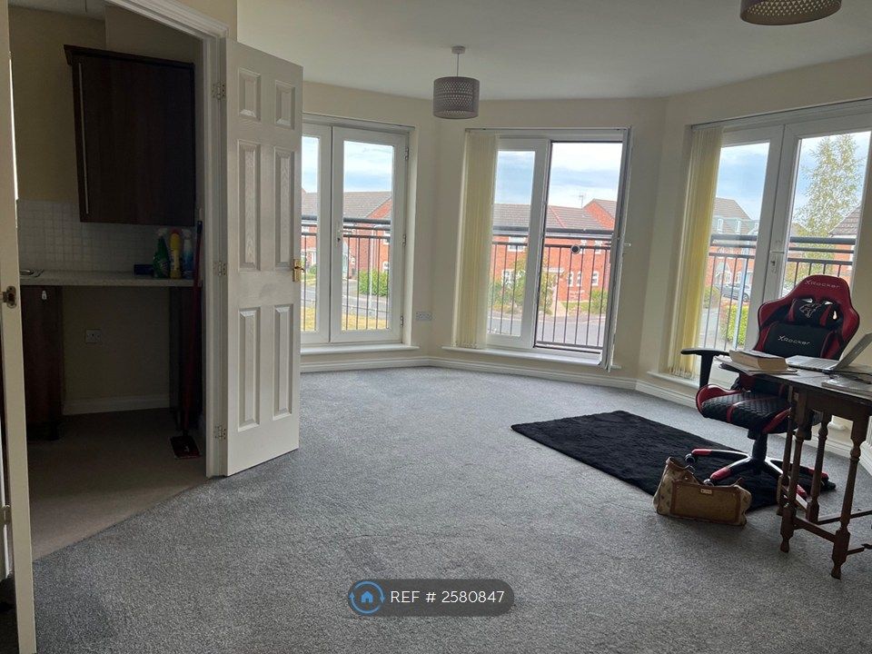 Property photo 3 of 8