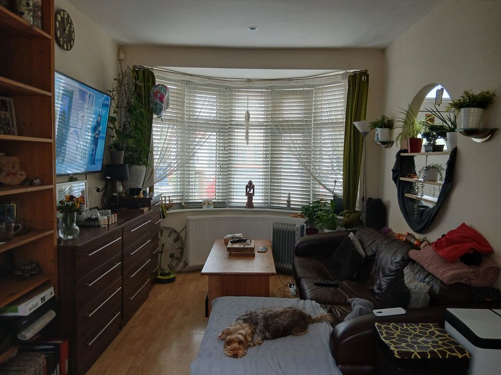 Property photo 3 of 7