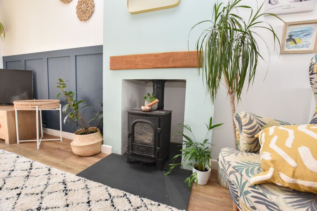 Property photo 3 of 26 Log Burner