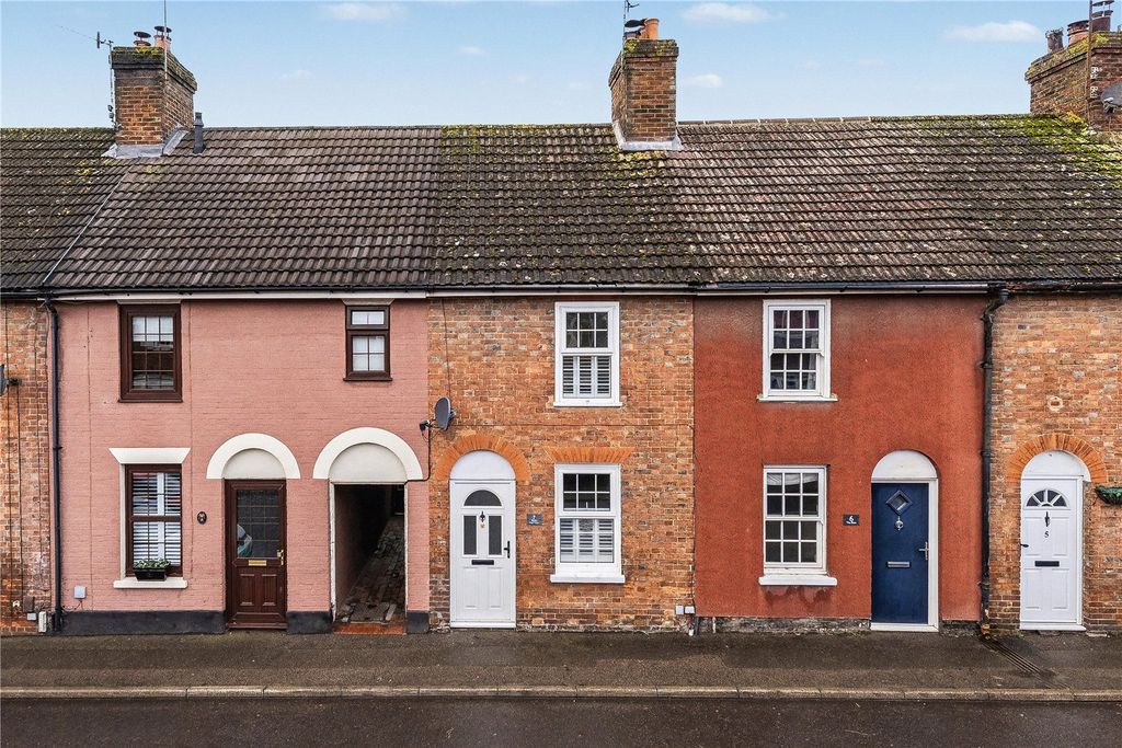 Property photo 1 of 17 Picture No. 01