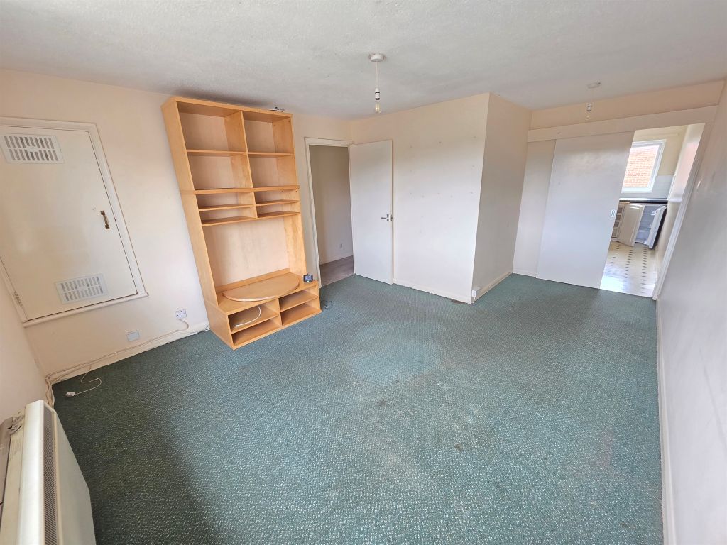 Property photo 3 of 8