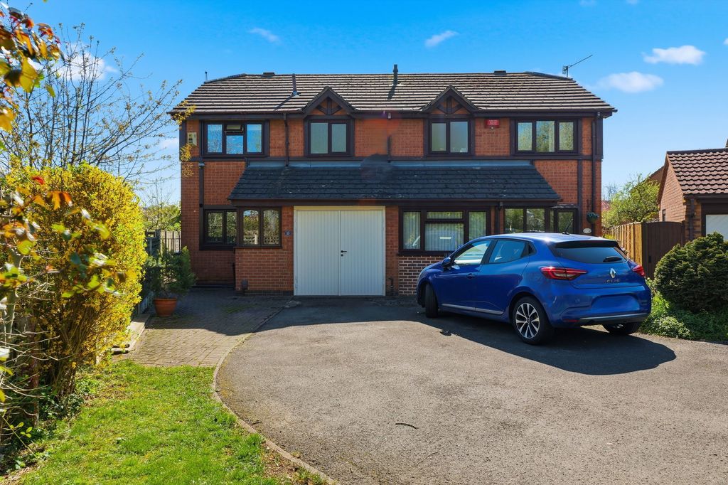 Property photo 1 of 19