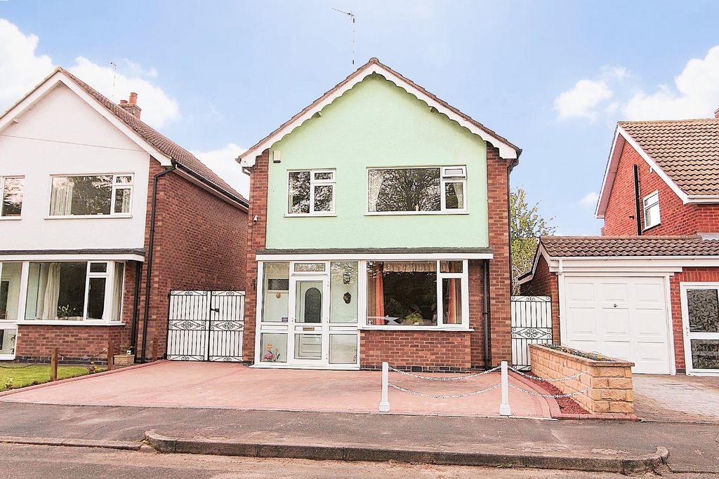 Property photo 1 of 23