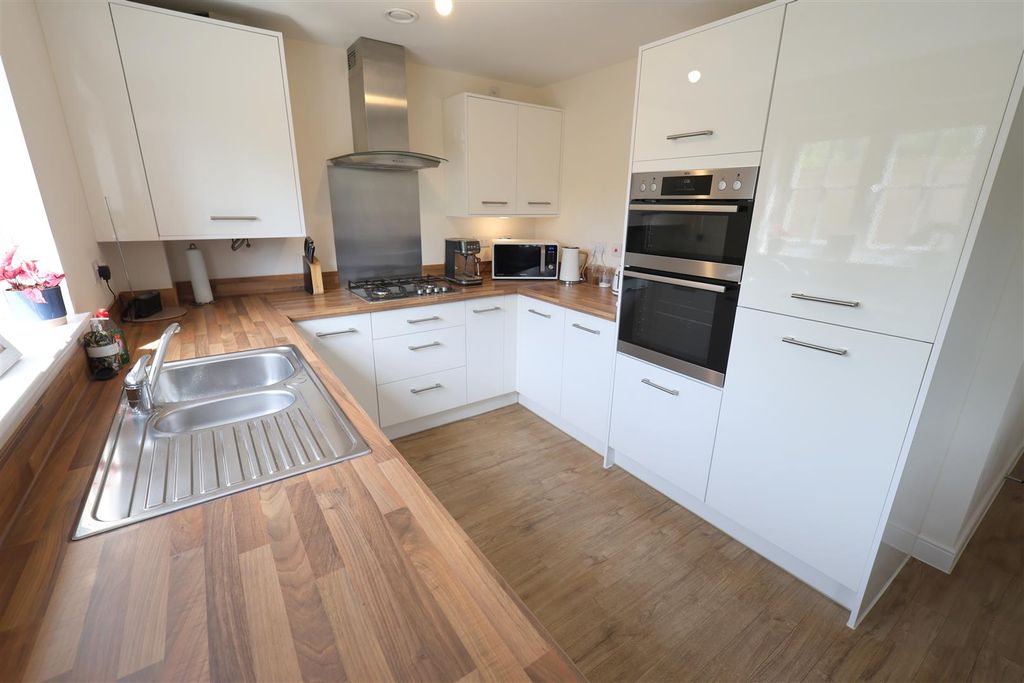 Additional image 7 of 2 bed flat for saleAlexander Road, Frenchay, Bristol BS16