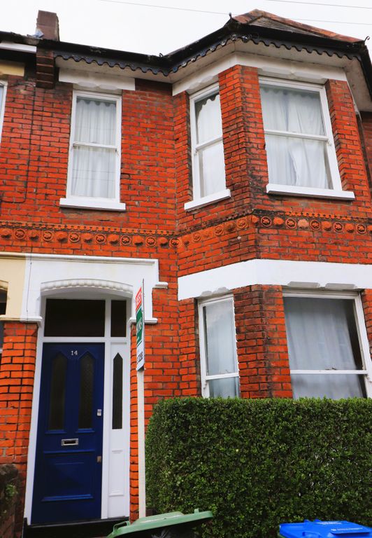 Property photo 1 of 2 Front