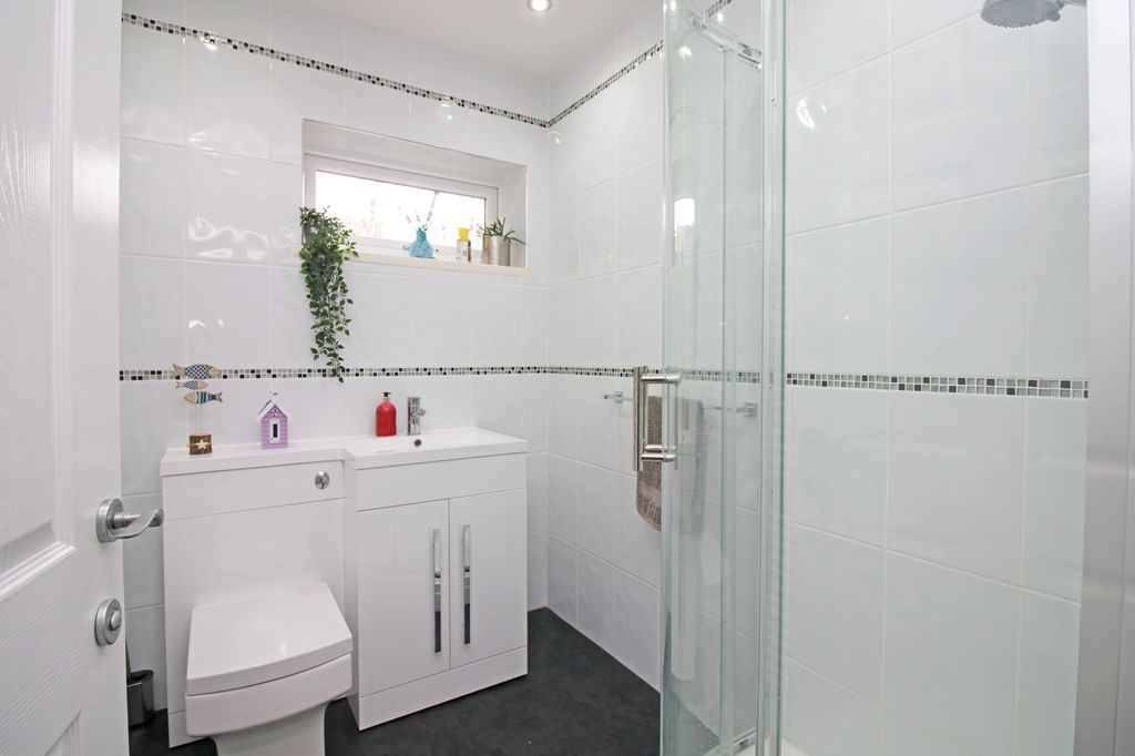 Additional image 12 of 2 bed bungalow for saleUllswater Avenue, Fleetwood FY7