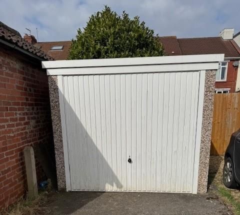 Property photo 2 of 2 517 Filton 3.Jpg