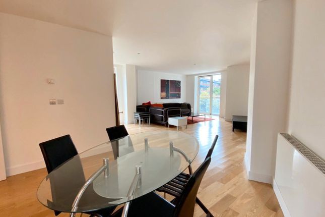 Property photo 1 of 8 Nelsons Are Proud To Present This Charming Two Bedroom, Two Bathroom Property Located On Salamanca Place, Set Back From Albert Embankment And The River Thames.