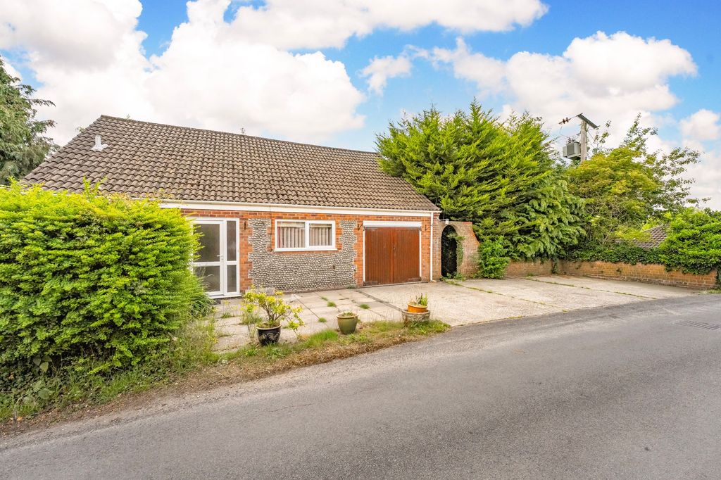 Property photo 1 of 22