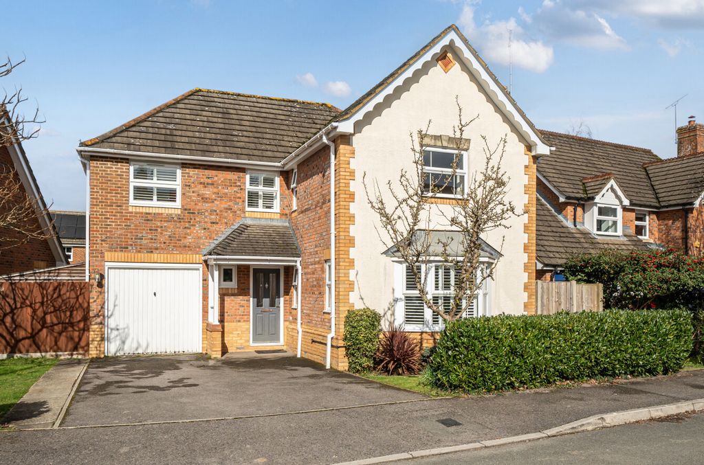 Property photo 1 of 17 1424657-28-69B187...