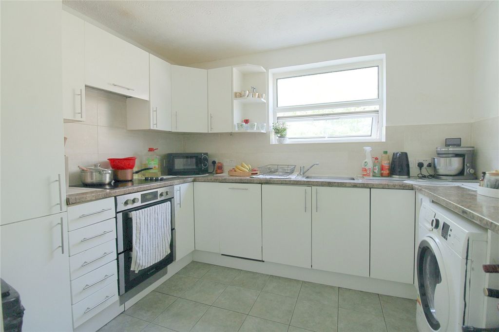 Property photo 2 of 11 Picture No. 04