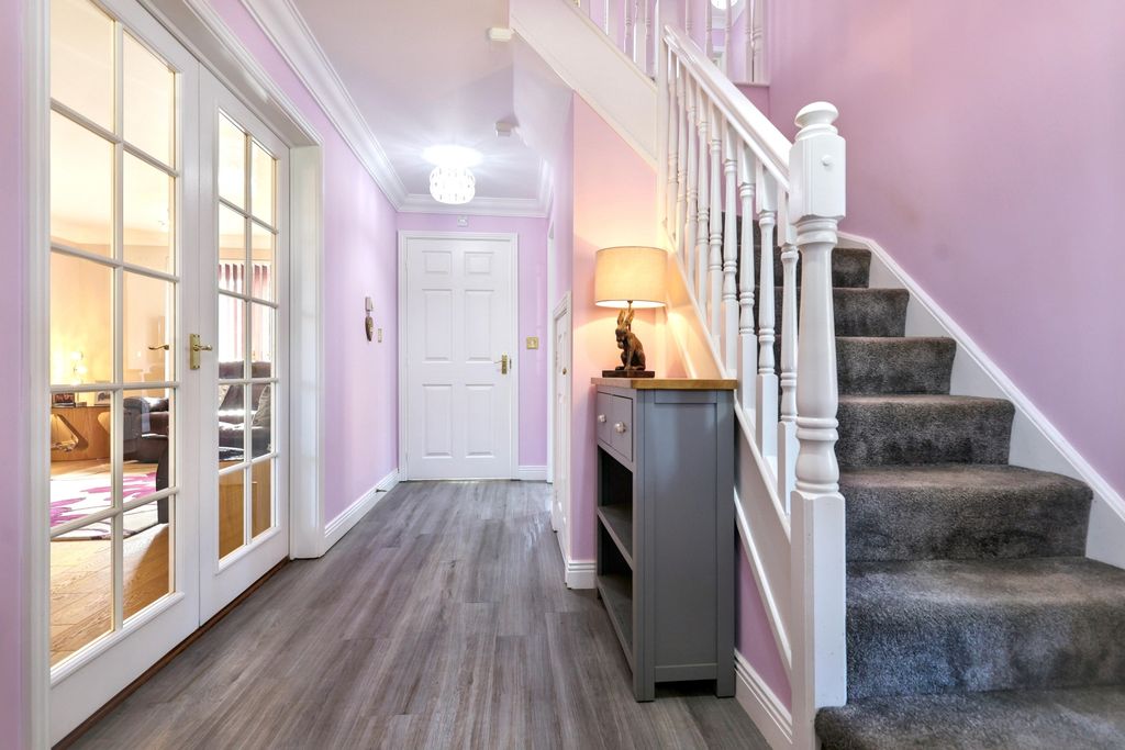 Property photo 3 of 28 Img_4140