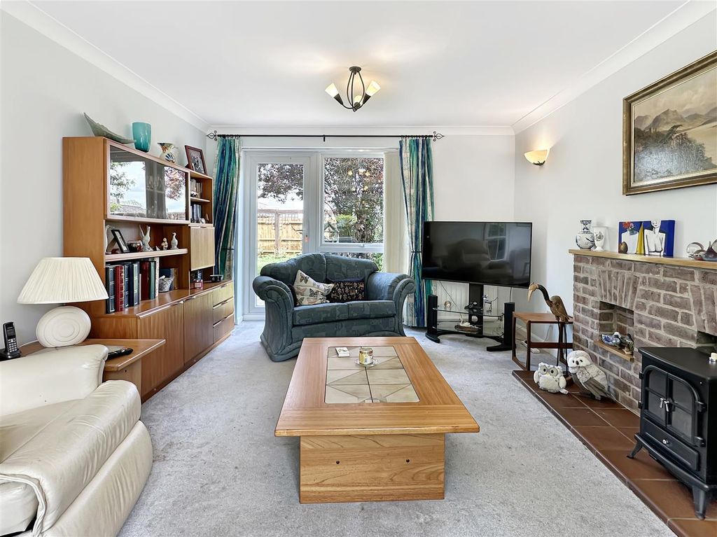 Property photo 2 of 17 Img (17).Jpg