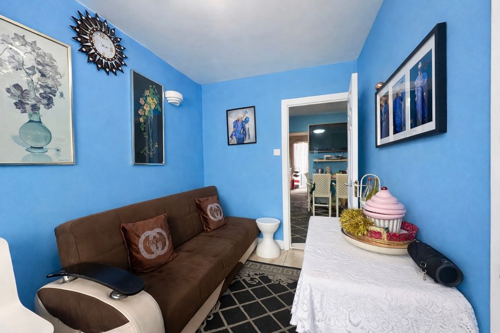 Property photo 3 of 12 Photo #3