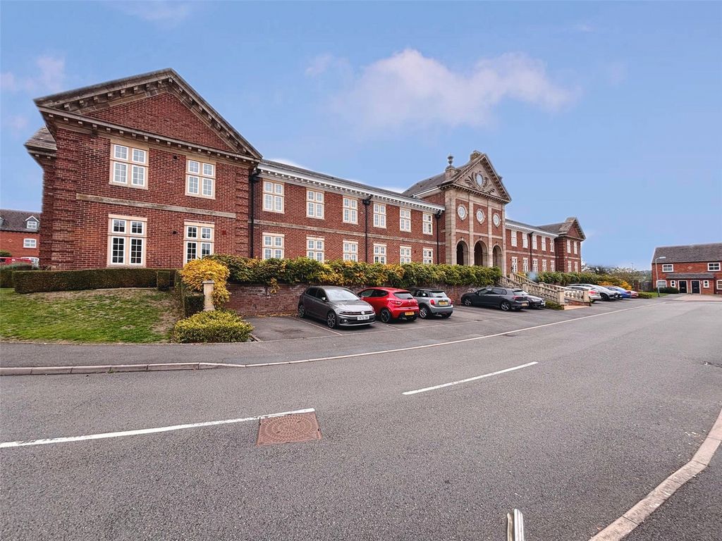 Property photo 1 of 19 Front