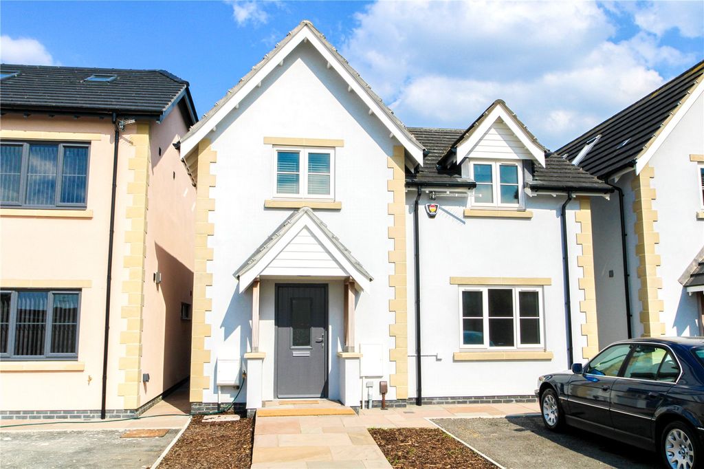 Property photo 1 of 25 Picture No. 35