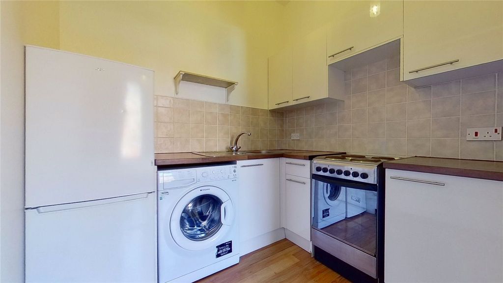 Property photo 3 of 7 Photo 3