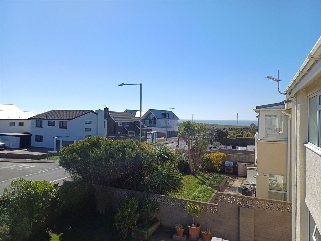 Property photo 2 of 7 Picture No. 05