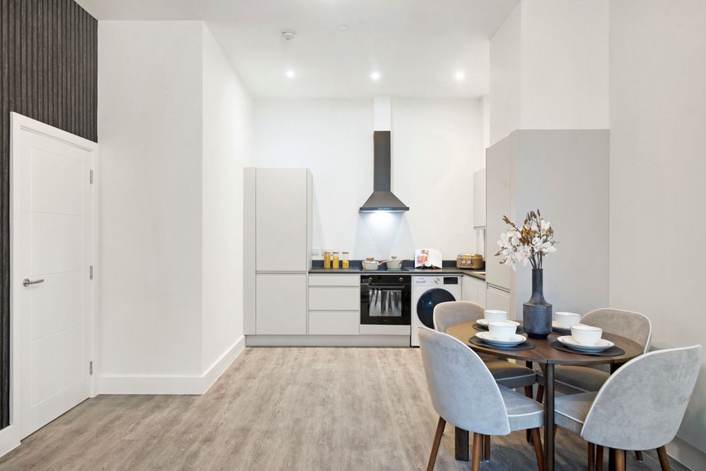 Property photo 3 of 30