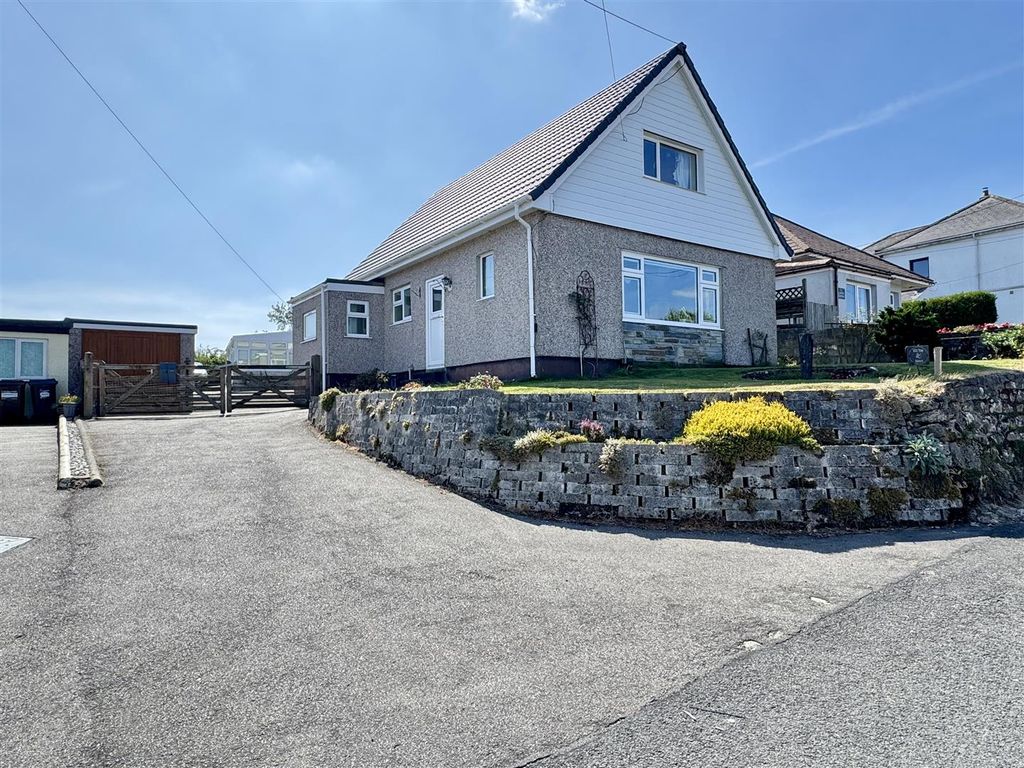 Property photo 1 of 48 Front & Drive