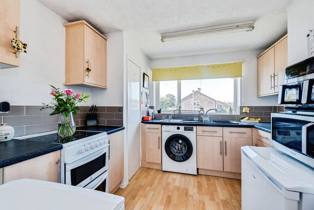 Property photo 2 of 10 Pbox-Img.Jpg